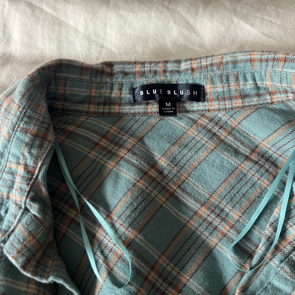 Cropped Plaid button down - Picture 2 of 2